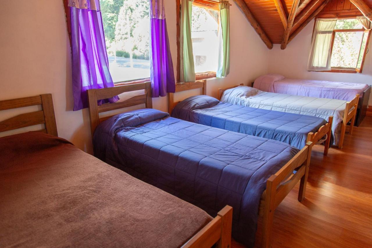 Huellas Hostel Lago Puelo Luaran gambar