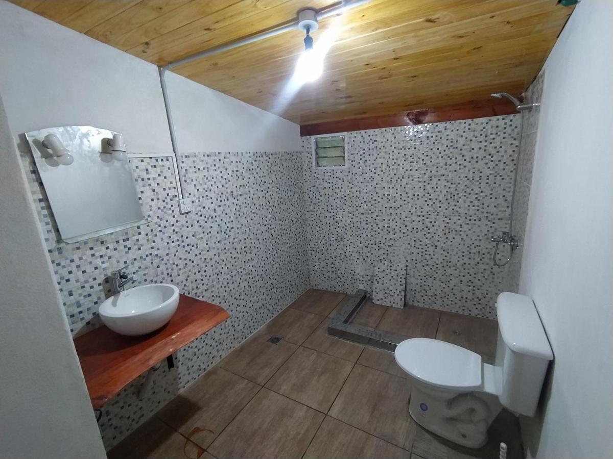 Huellas Hostel Lago Puelo Luaran gambar