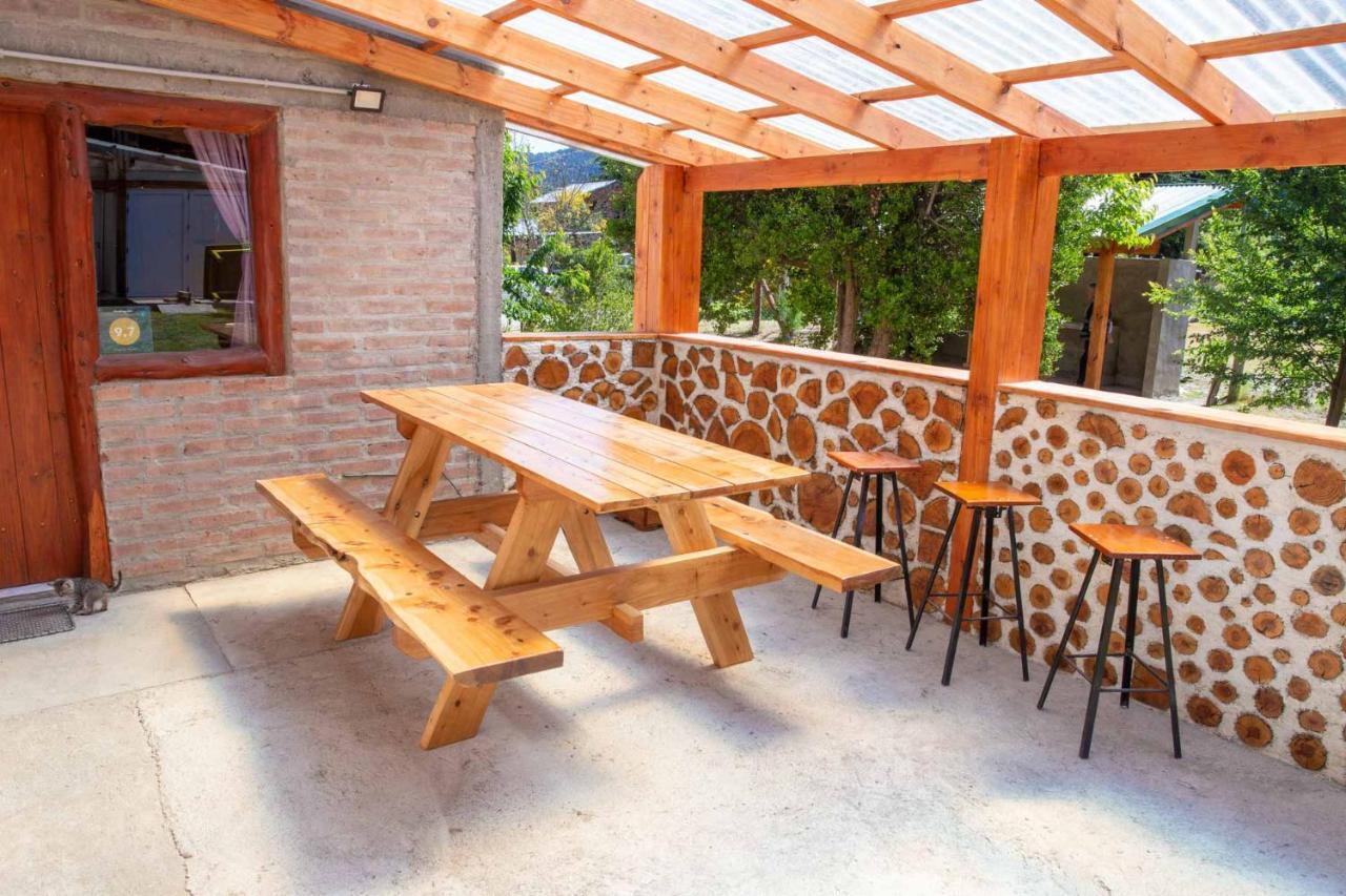 Huellas Hostel Lago Puelo Luaran gambar